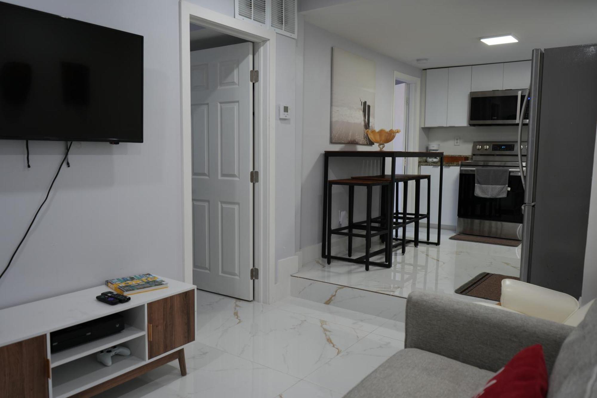 Charming Two Bedroom Apartment. Miami Ngoại thất bức ảnh